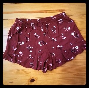 XL Maroon Floral Ruffle Shorts